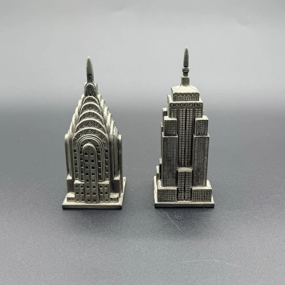 Godinger New York City Skyline Salt Pepper Shakers Empire State Chrysler Set